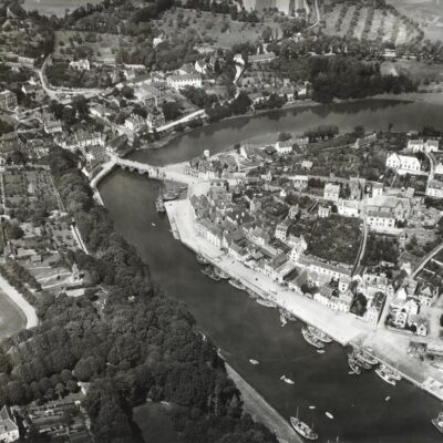 U.K. (Town Unknown 3)